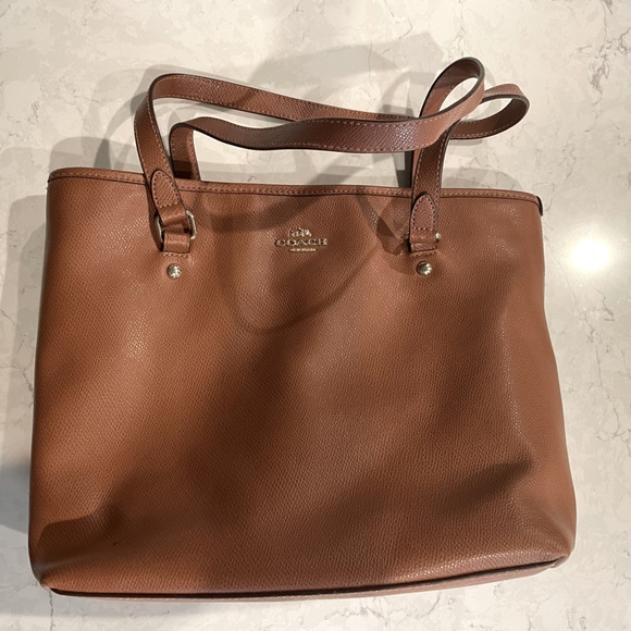 Coach Brown Leather Shoulder Bag - Picture 6 of 13